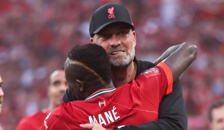 Jika Anda bisa mengundurkan diri, Jurgen Klopp ingin meninju dirinya sendiri karena Sadio Mane