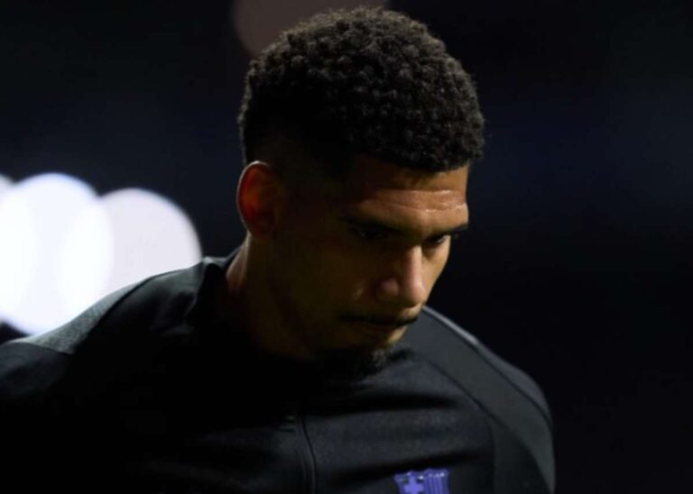 Barcelona tidak akan dipisahkan, klub raksasa Inggris tetap memantau situasi Ronald Araujo