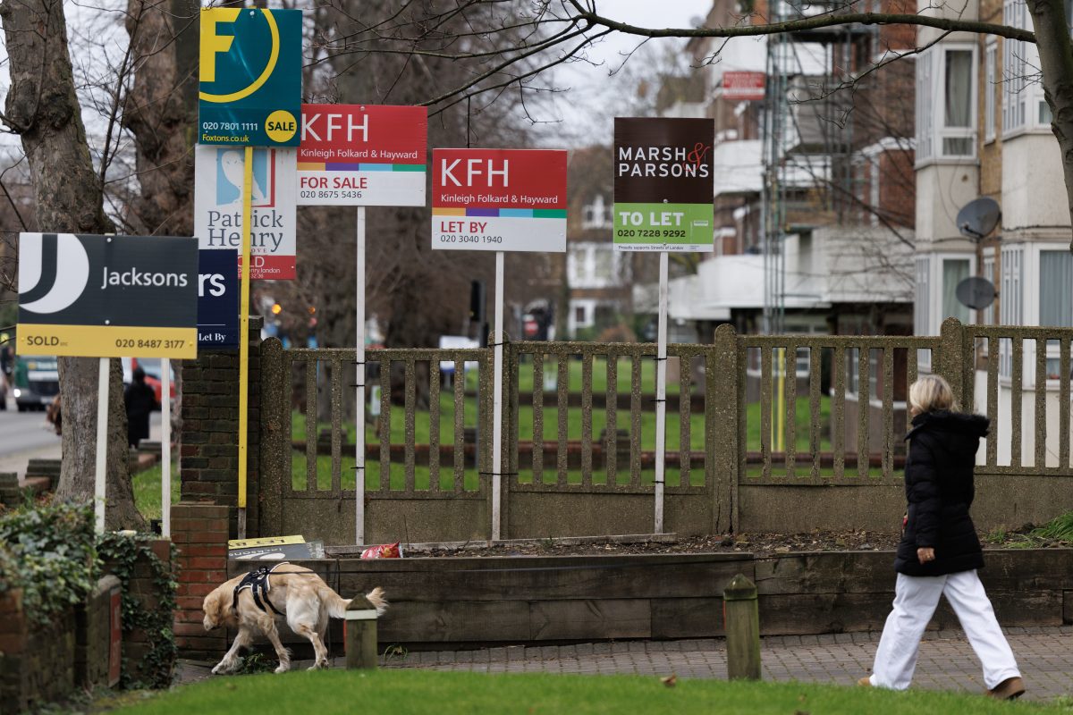 Kebijakan perburuhan mempersulit penjualan apartemen di London