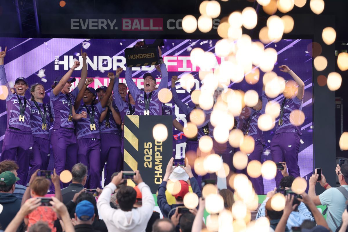 Kepala kriket Inggris menolak membiarkan kabupaten menghabiskan ratusan uang tunai untuk gaji