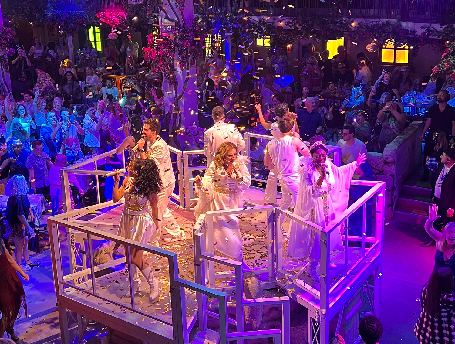 Nasihat untuk Mama Mia! Pesta di London